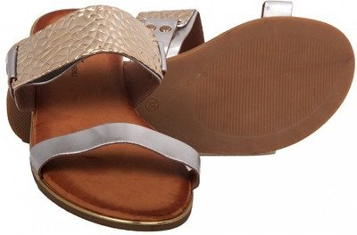 

Estatos Women Golden Flats