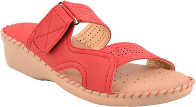 

Adorn Girls Wedges(Red
