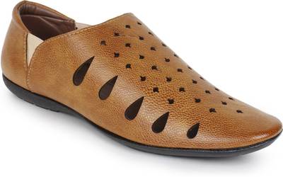 Adreno Men Tan Sandals