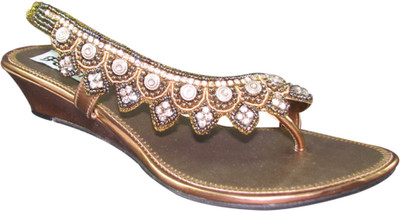 

Faith Women Antique Wedges