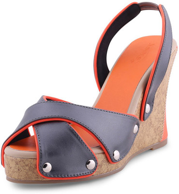 

Zaera Women Grey Wedges