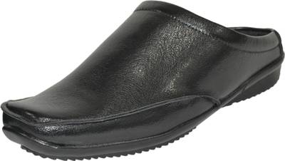 Strive Men Tan Sandals