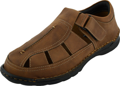 

Chamois Men Beige Sandals