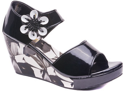 Dolphin Miles Women Black Wedges