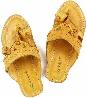 eKolhapuri Men Yellow Sandals
