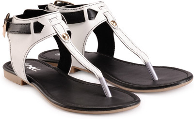 

Nell Women White Flats