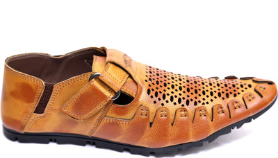 

Roony Men Tan Sandals