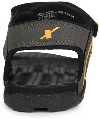 Sparx Men Black Sandals