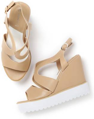 Dressberry Women Black Heels