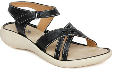 

Vendoz Women Black Flats