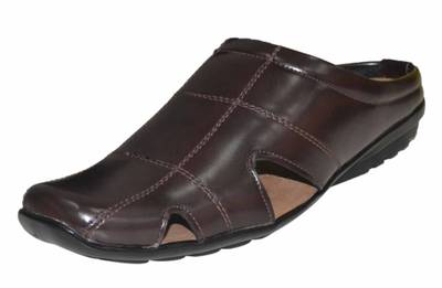 Strive Men Tan Sandals
