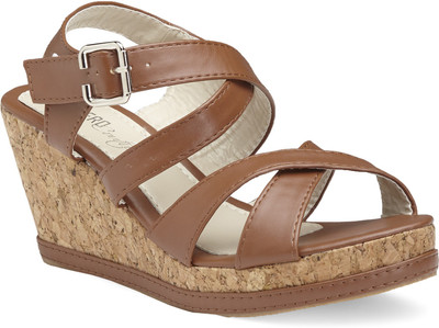 

Vero Couture Women Brown Wedges