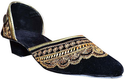 

Port Women Black Heels