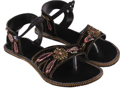 

Rangmor Women Black,Biege Flats