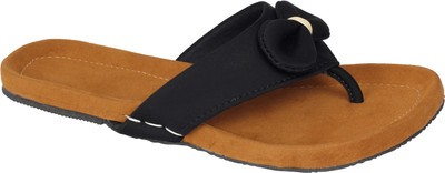 

Jade Women Black Flats