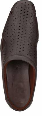 Peponi Men Beige Sandals