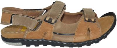 Strive Men Light Chekku Sandals