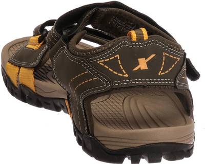 Sparx Men Black Sandals