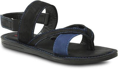 

Get Glamr Men Blue Casual