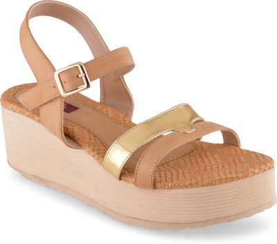 

Shuz Touch Women BEIGE Wedges