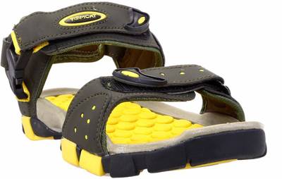 Tomcat Men Mehndi, Yellow Sandals