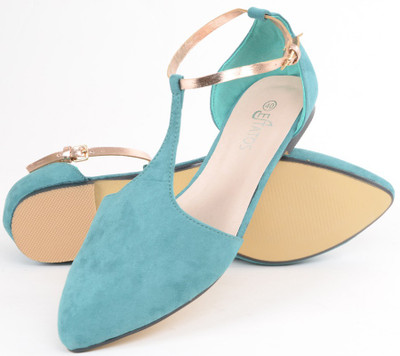 

Estatos Women Blue Flats