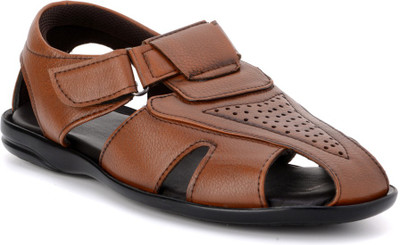 

Bruno Manetti Men Tan Casual