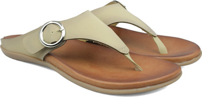 

Inc.5 Women BEIGE Flats
