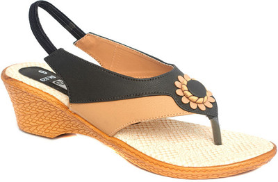

Dolphin Miles Women Black Wedges