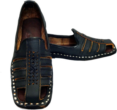 

Paduki Men Black Casual