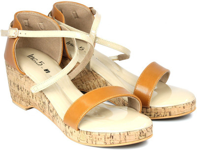 

Inc.5 Women TAN Wedges