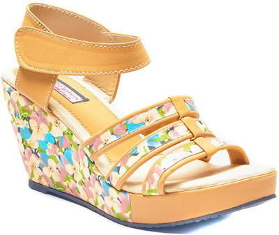 

Dolphin Miles Women Gold Wedges