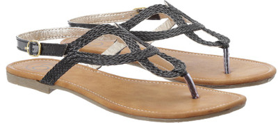 

Ilo Women Black Flats
