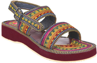 Footrendz Women Multicolor Sandals