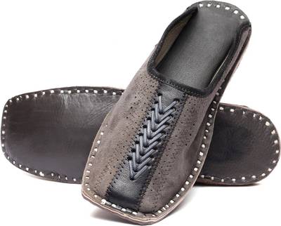 Paduki Men White Sandals