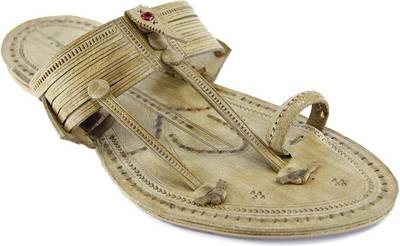 eKolhapuri Men Yellow Sandals
