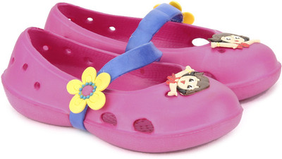 

Dora Boys & Girls Clogs, Fushia