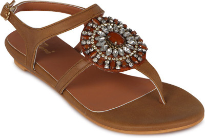 

Flora Women 07, Tan Flats