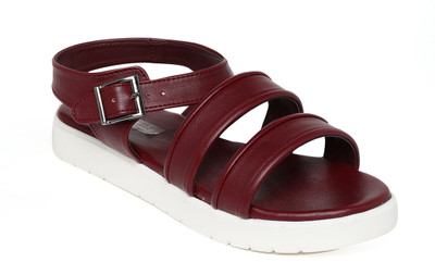 

Bruno Manetti Women Red Flats
