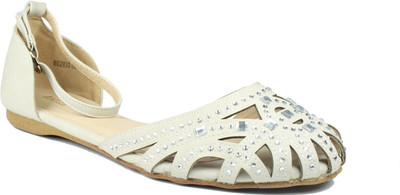 

Inc.5 Women GREY Flats