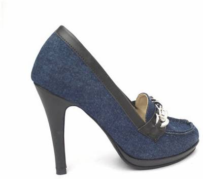 Azores Women Black Heels