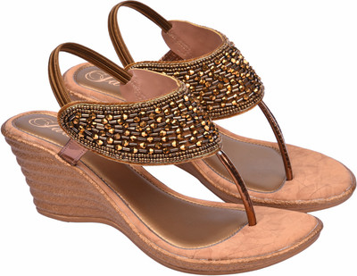 

Jade Women Brown Wedges