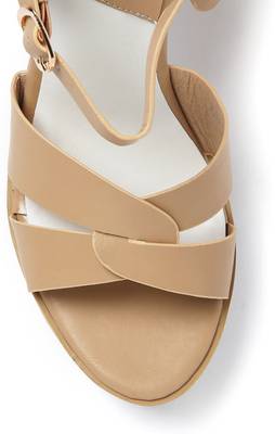 Dressberry Women Black Heels
