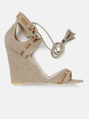 Dressberry Women Black Heels