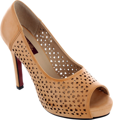 

Shuz Touch Women BEIGE Heels