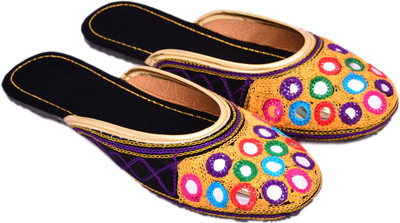 

Myra Women Multicolor Flats