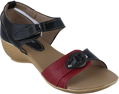 

Style Buy Style Women Black Wedges