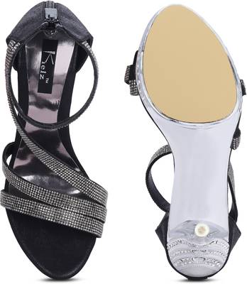 Kielz Women White Heels