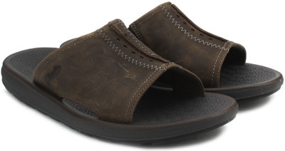 

Clarks Men TAN Casual