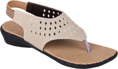 

Goyal Women Cream Flats